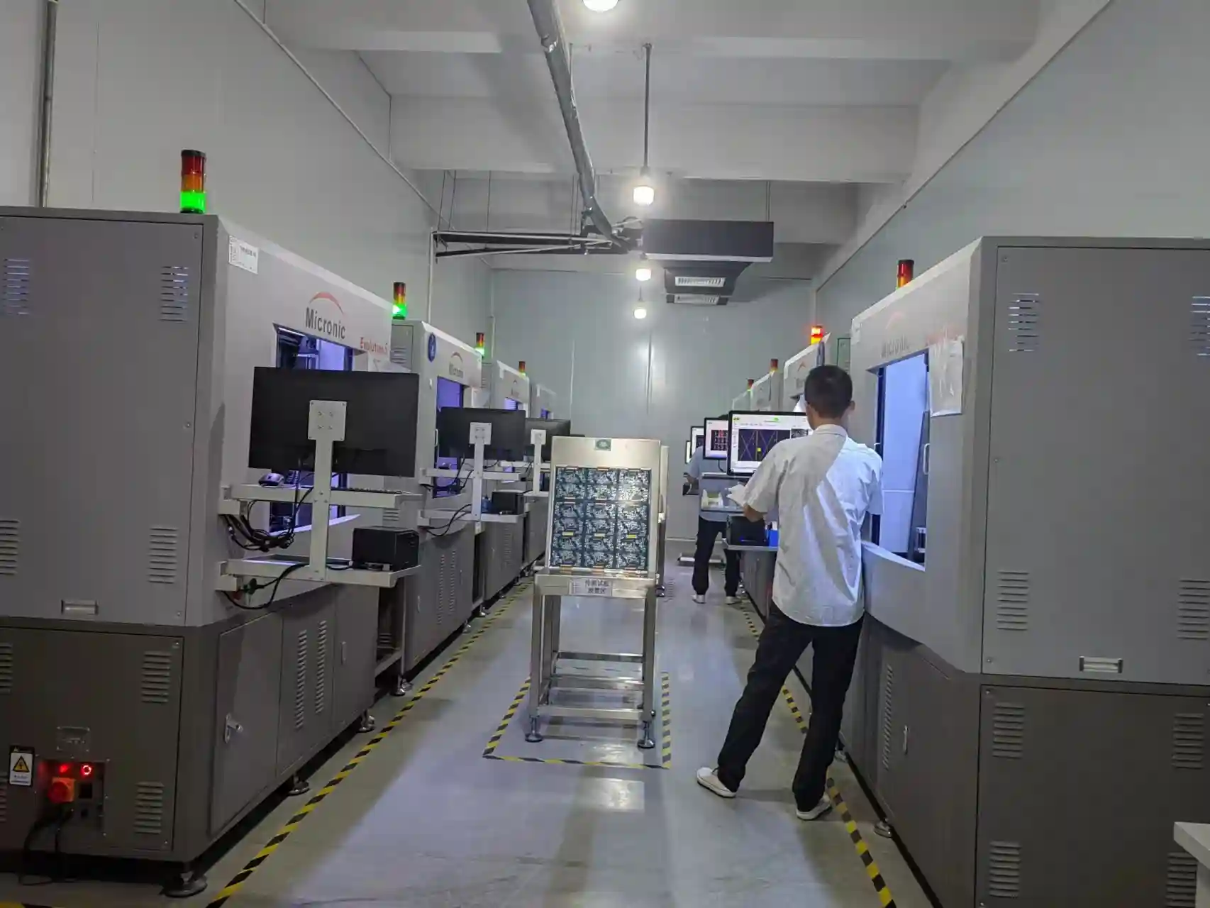 PCB testing equipment performing flying probe test
